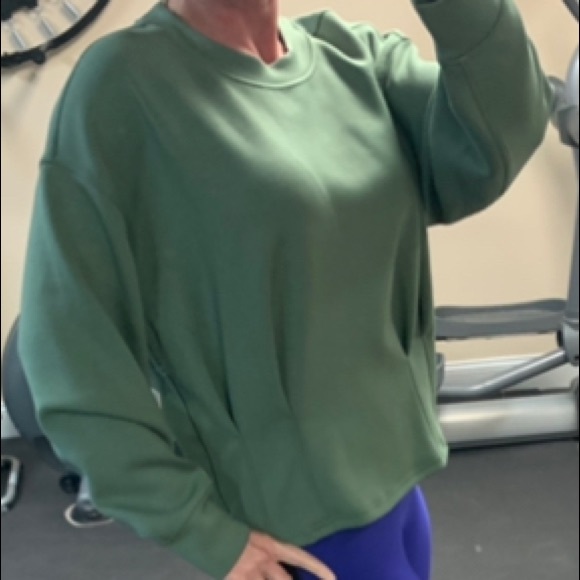 💚LULULEMON GATHERED WAIST CREW PULLOVER-GREEN TWILL-12💚 - Picture 9 of 16